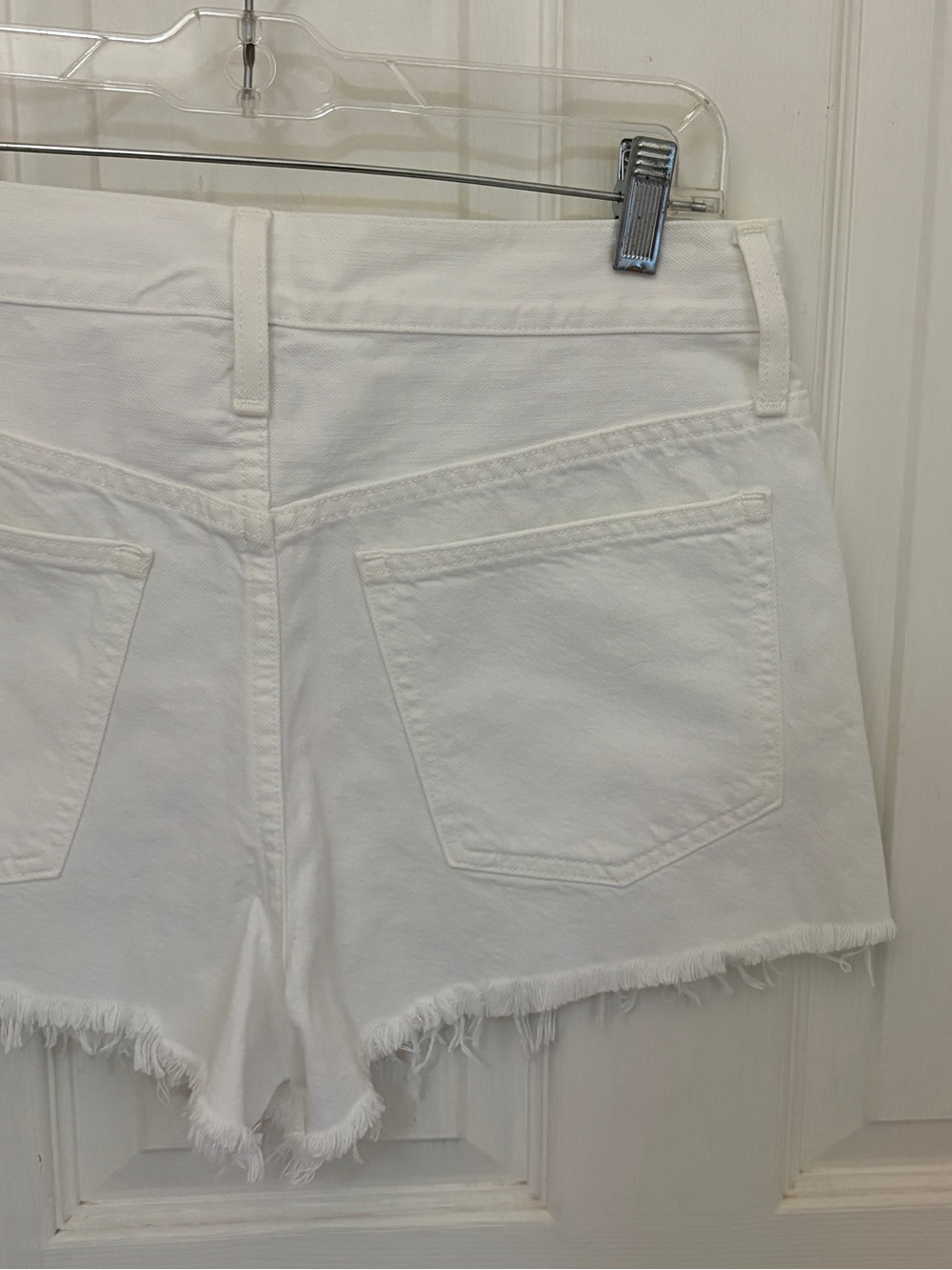 BOGO!! NWT CREW Relaxed Denim High Rise Short in White - Picture 8 of 10